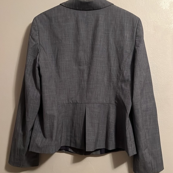 Ann Taylor - blue blazer size 16 - Picture 3 of 10